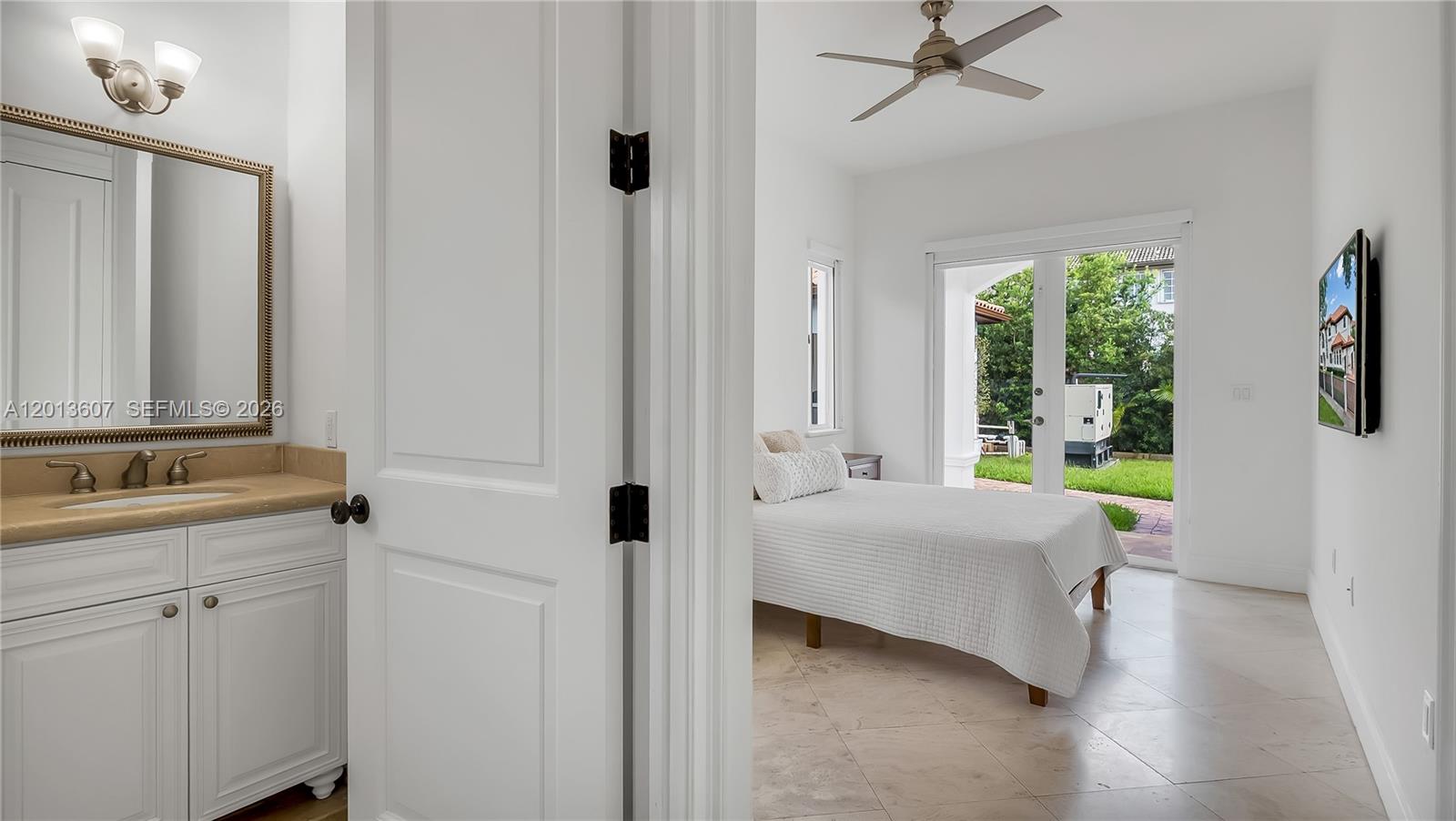 ROYAL OAKS FRANCESCA - Residential
