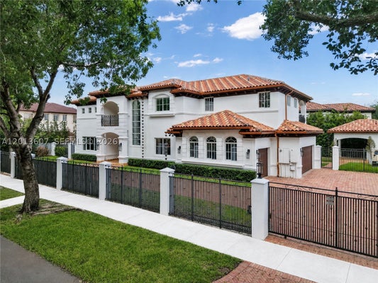 16763 NW 77TH PATH, MIAMI LAKES, FL 33016 - Image 396deb4cdb2ff09ff267657daffbc173/333295732