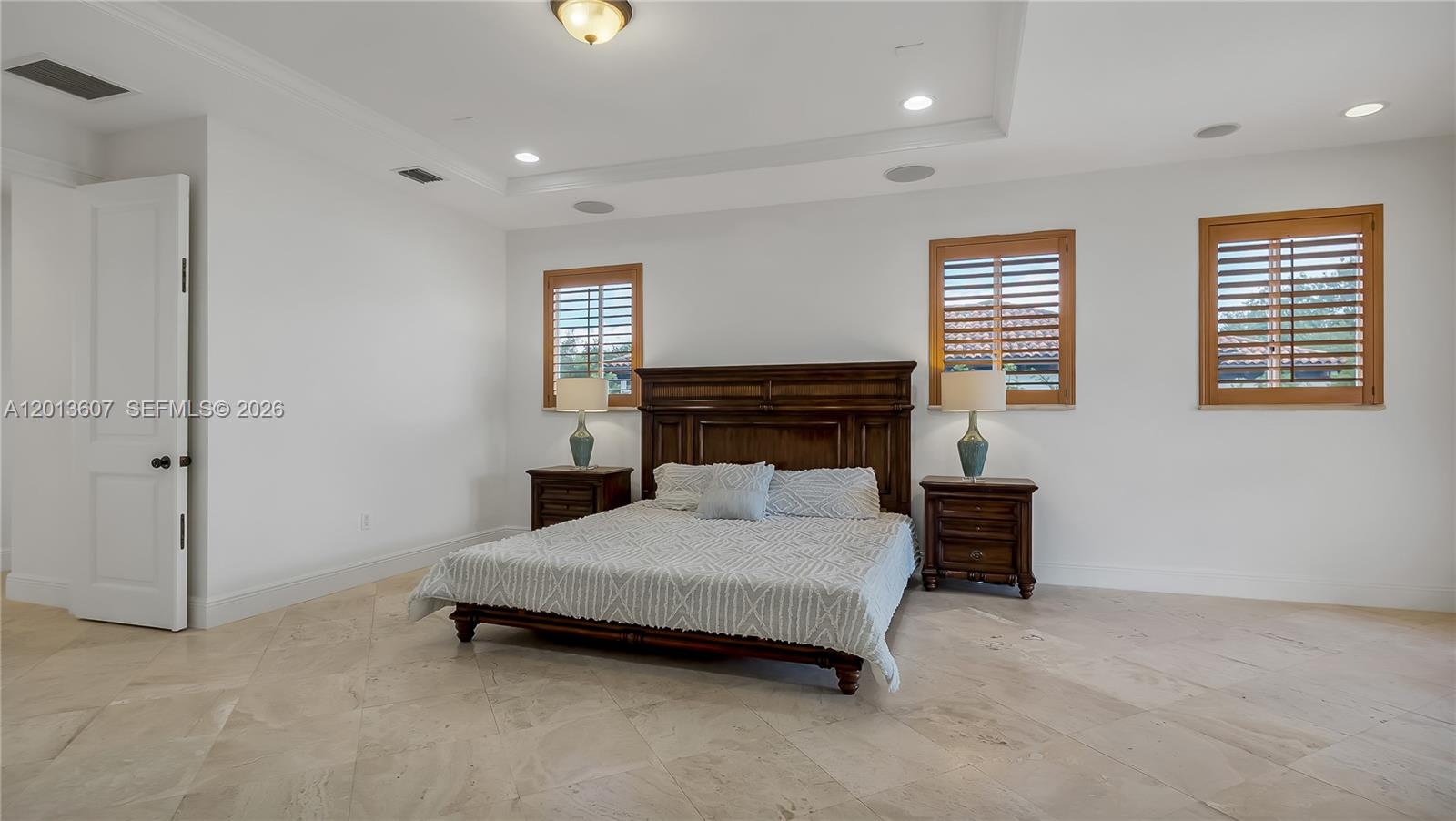 ROYAL OAKS FRANCESCA - Residential