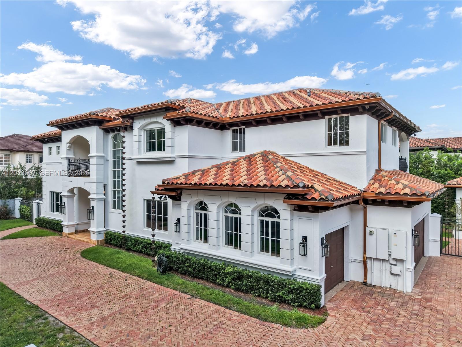 ROYAL OAKS FRANCESCA - Residential