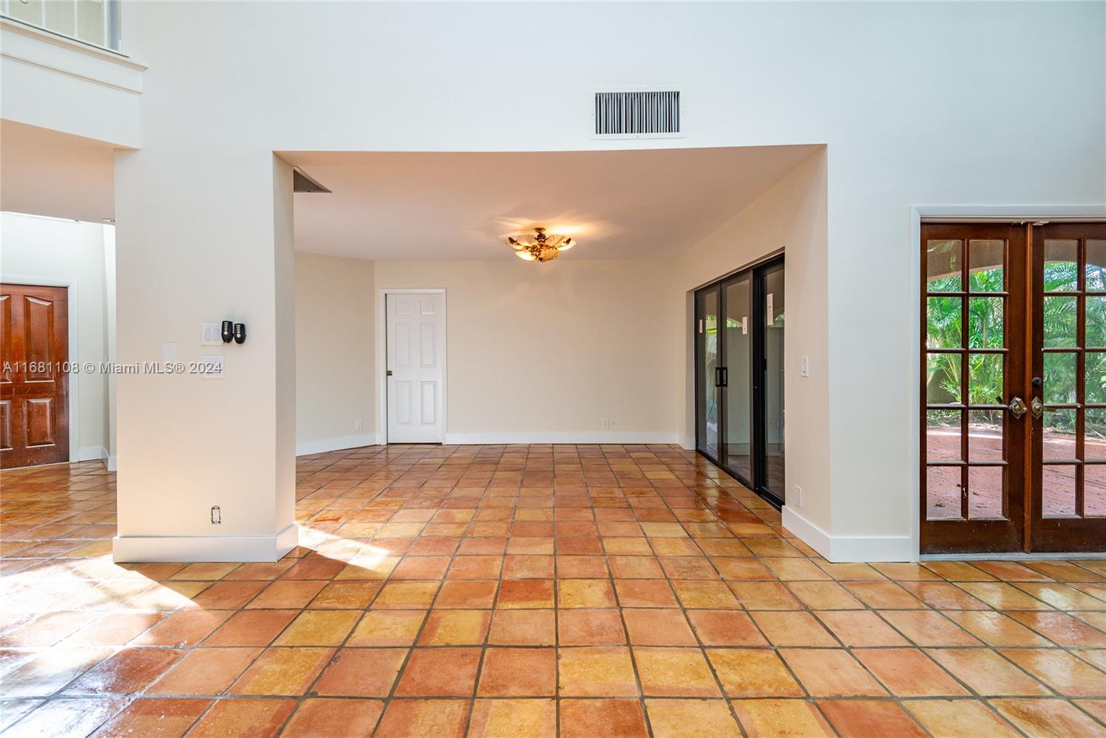 CARAVELLE - Residential