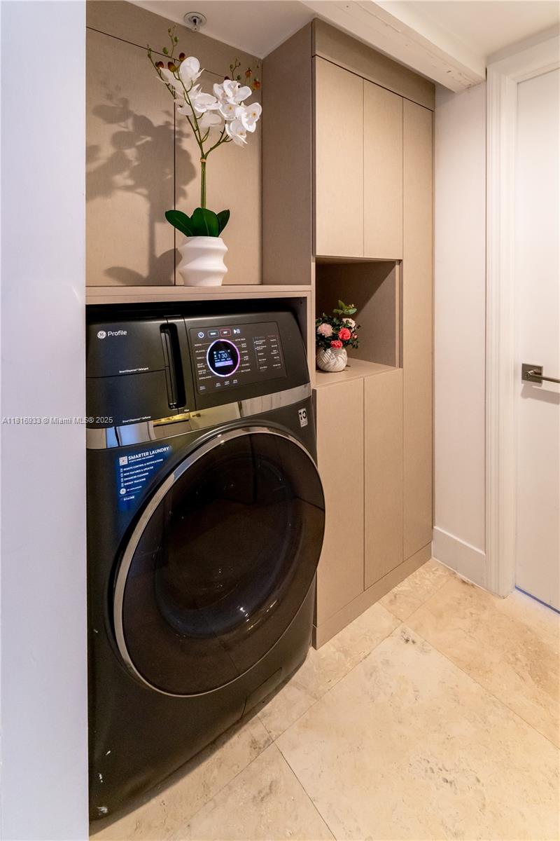 THREE TEQUESTA POINT COND - Residential Lease