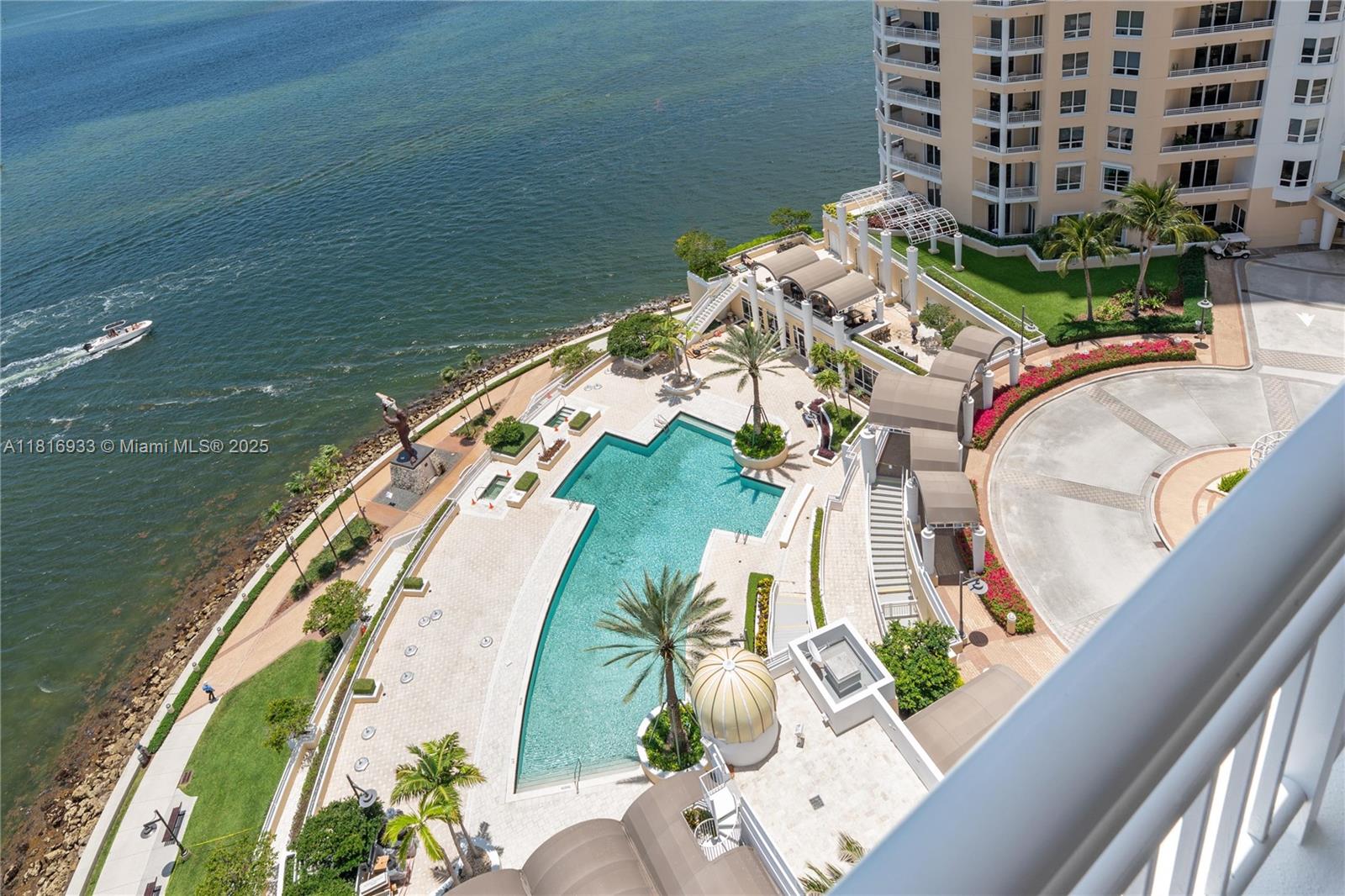 THREE TEQUESTA POINT COND - Residential Lease