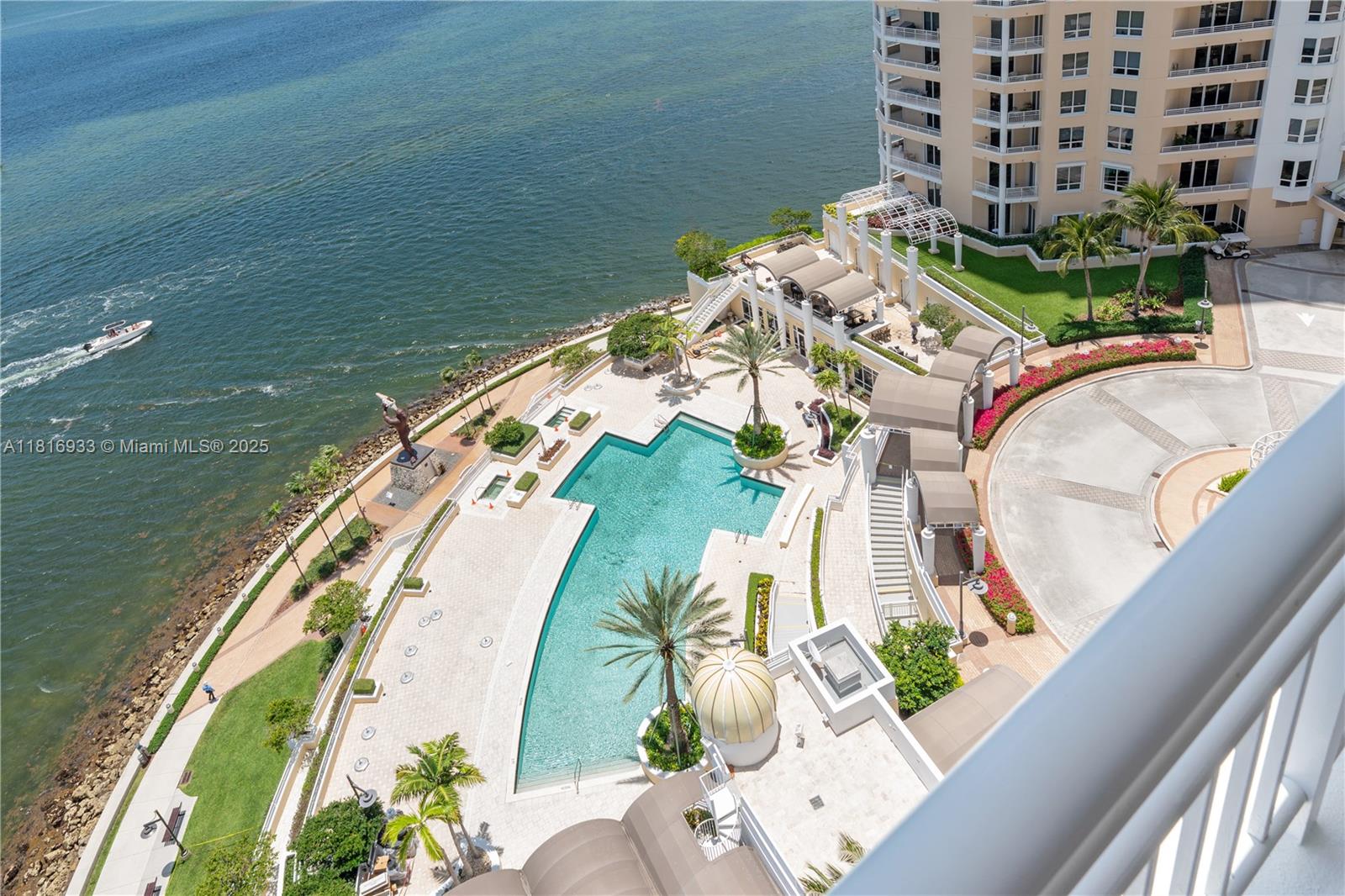 THREE TEQUESTA POINT COND - Residential Lease