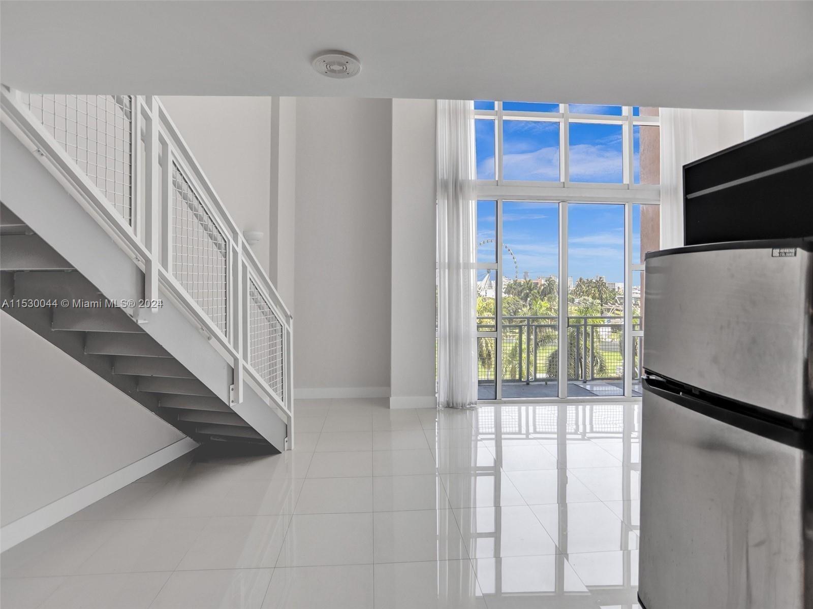 244 Biscayne Blvd 439