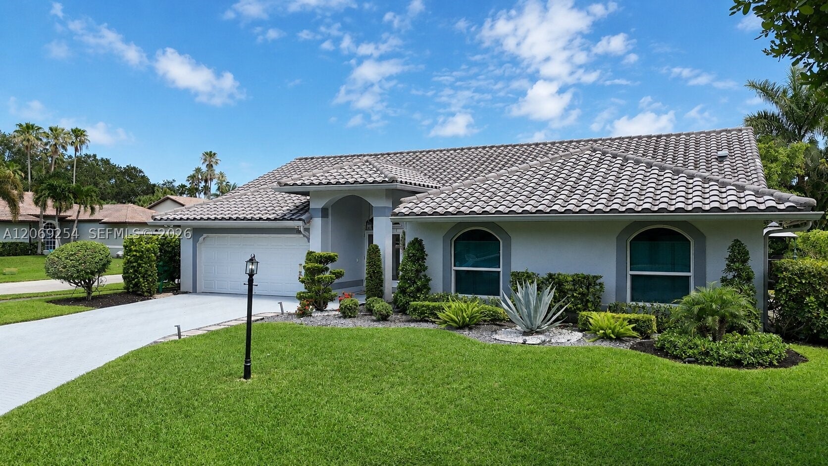10602 NW 49th Pl
