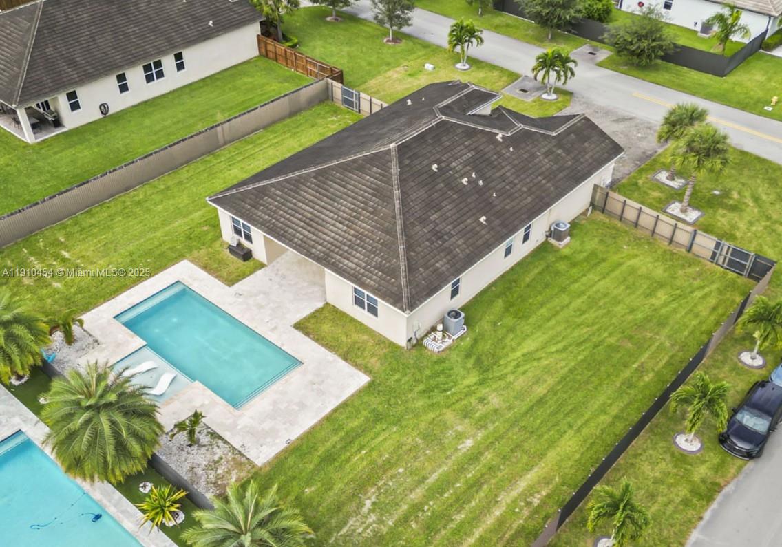 GARDEN HOMES - Residential