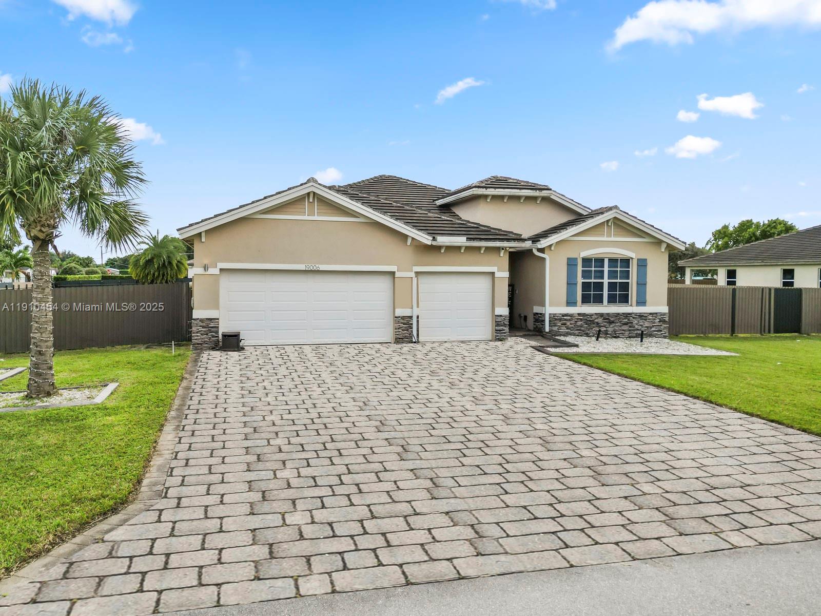 GARDEN HOMES - Residential