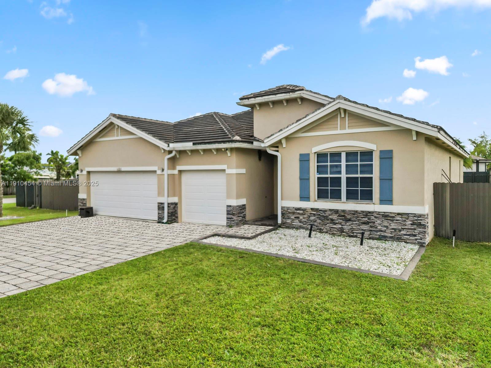 GARDEN HOMES - Residential