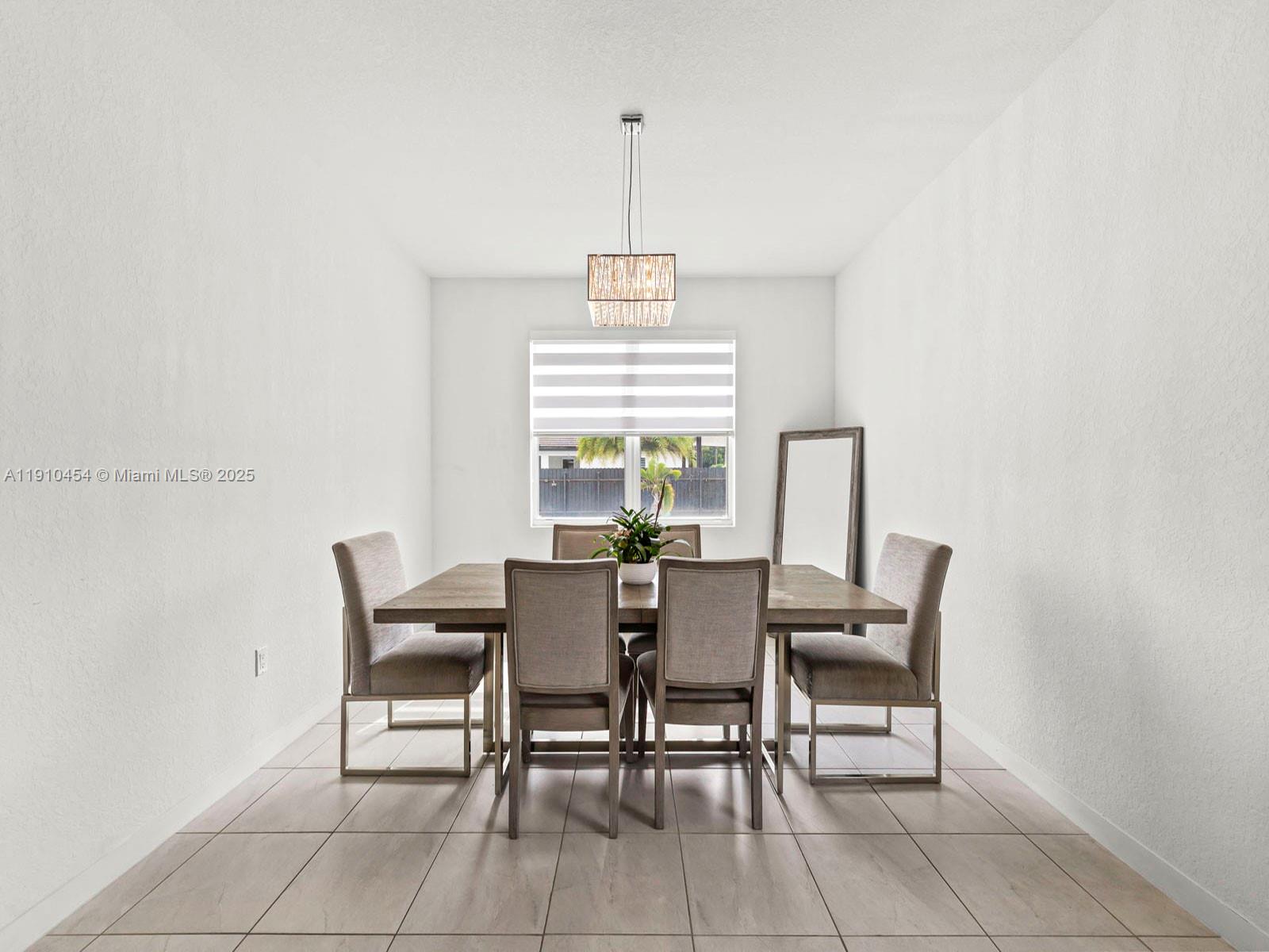 GARDEN HOMES - Residential