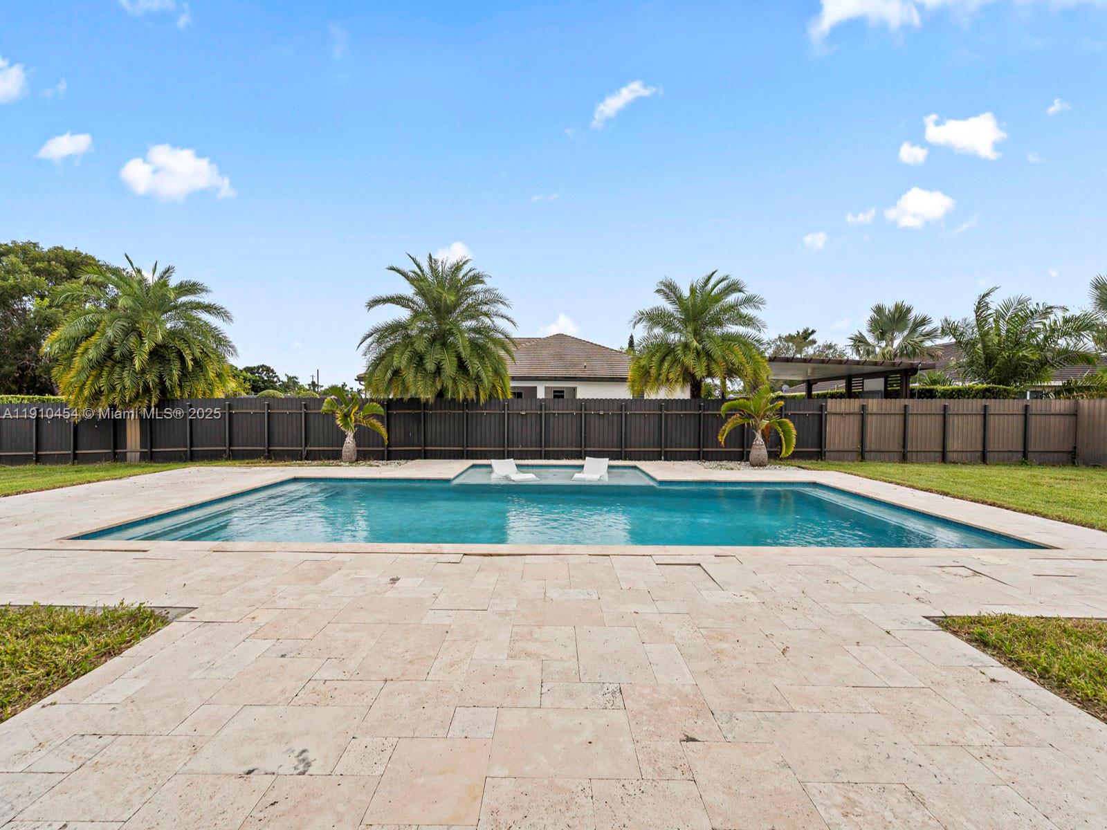 GARDEN HOMES - Residential