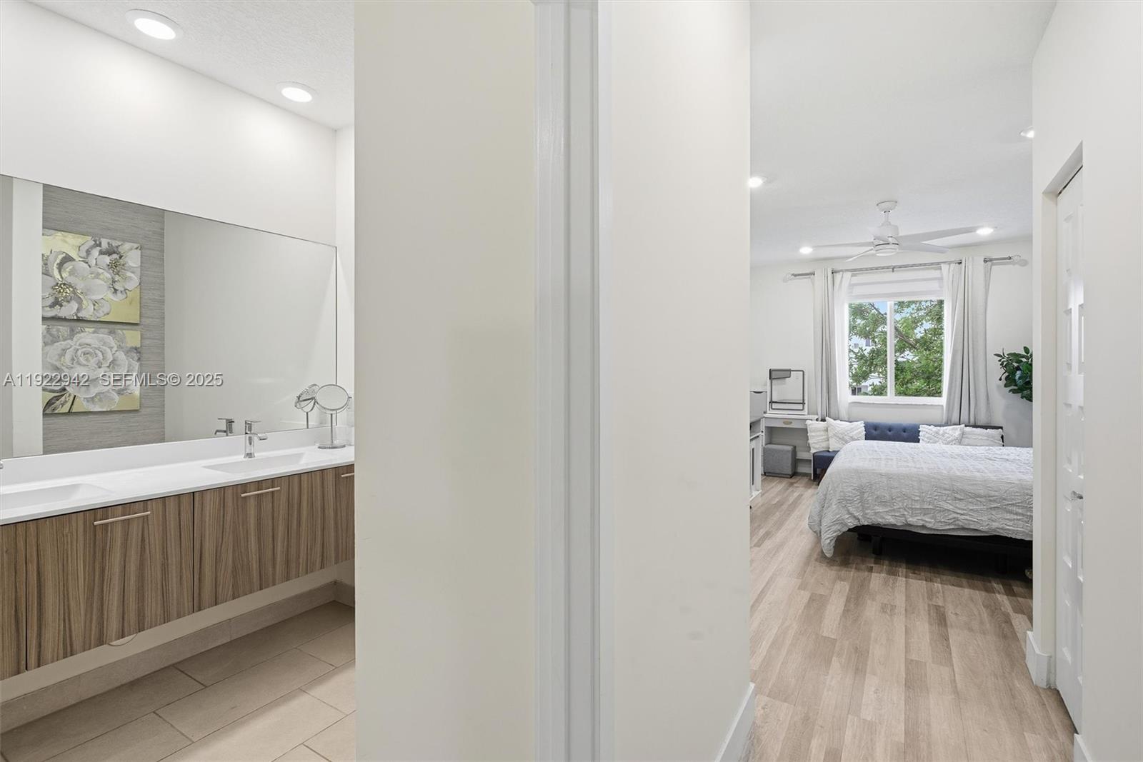 LANDMARK AT DORAL CONDO N - Residential