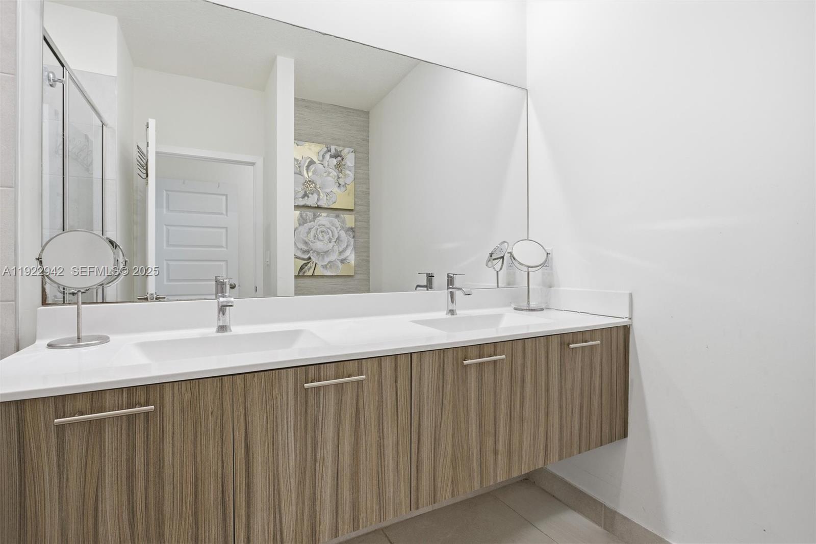 LANDMARK AT DORAL CONDO N - Residential