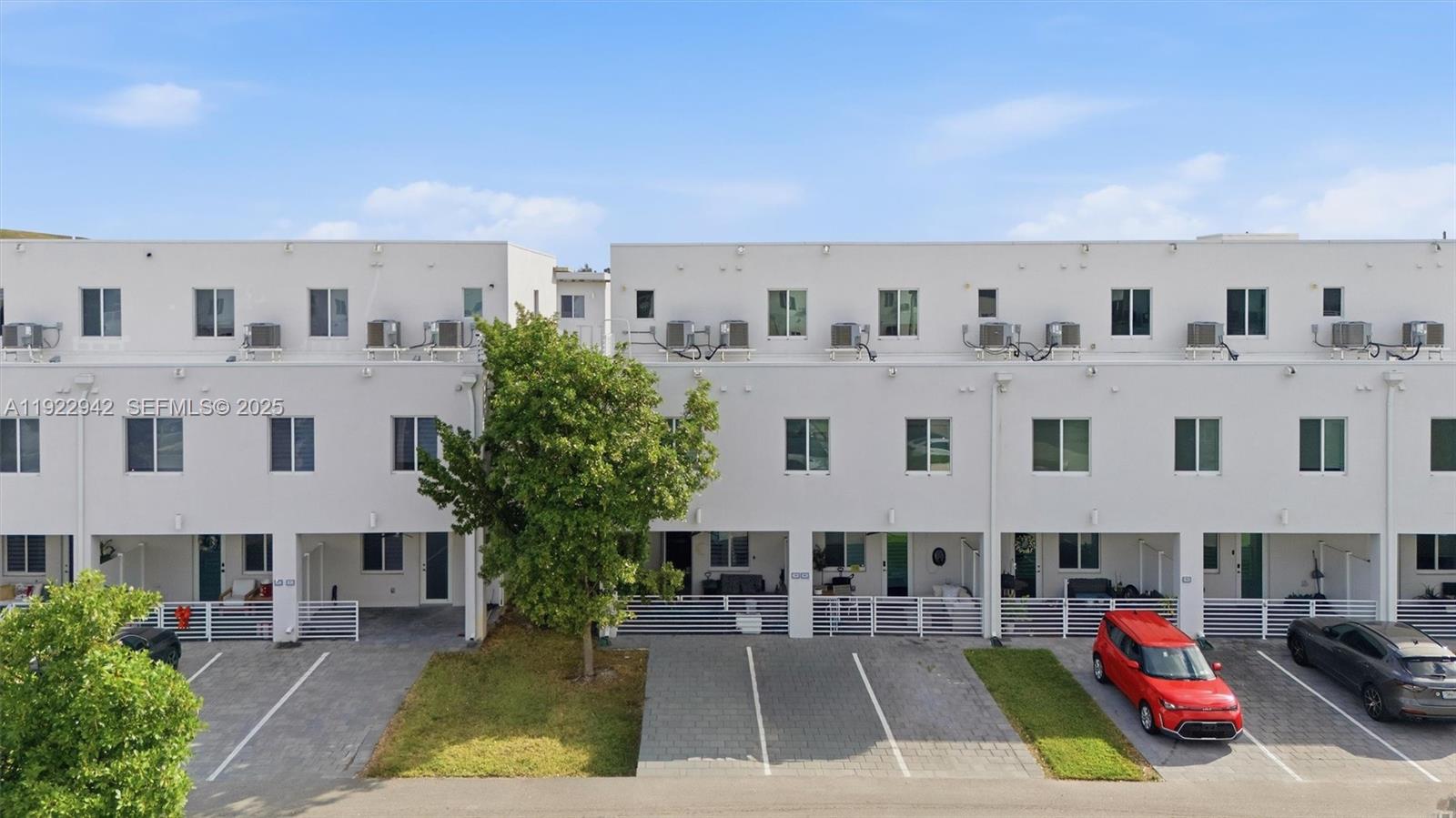 LANDMARK AT DORAL CONDO N - Residential