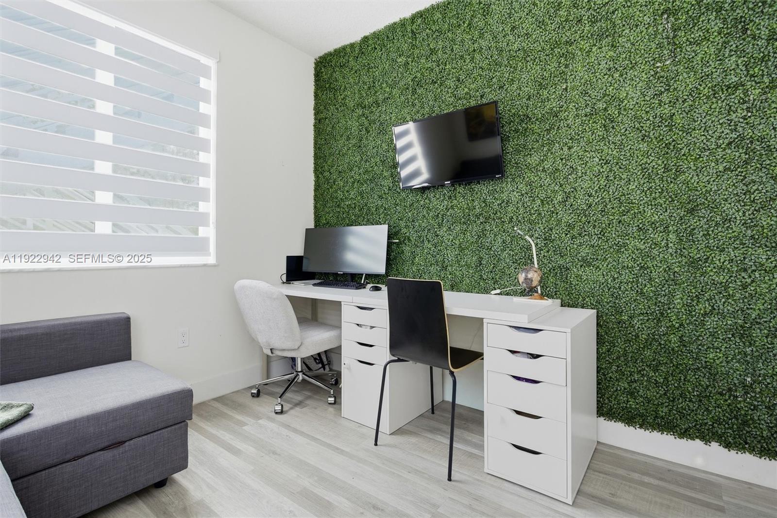 LANDMARK AT DORAL CONDO N - Residential