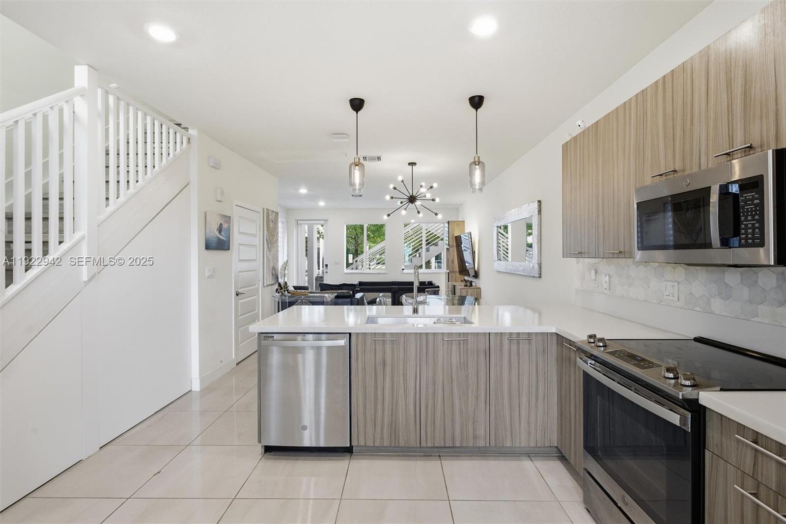 LANDMARK AT DORAL CONDO N - Residential