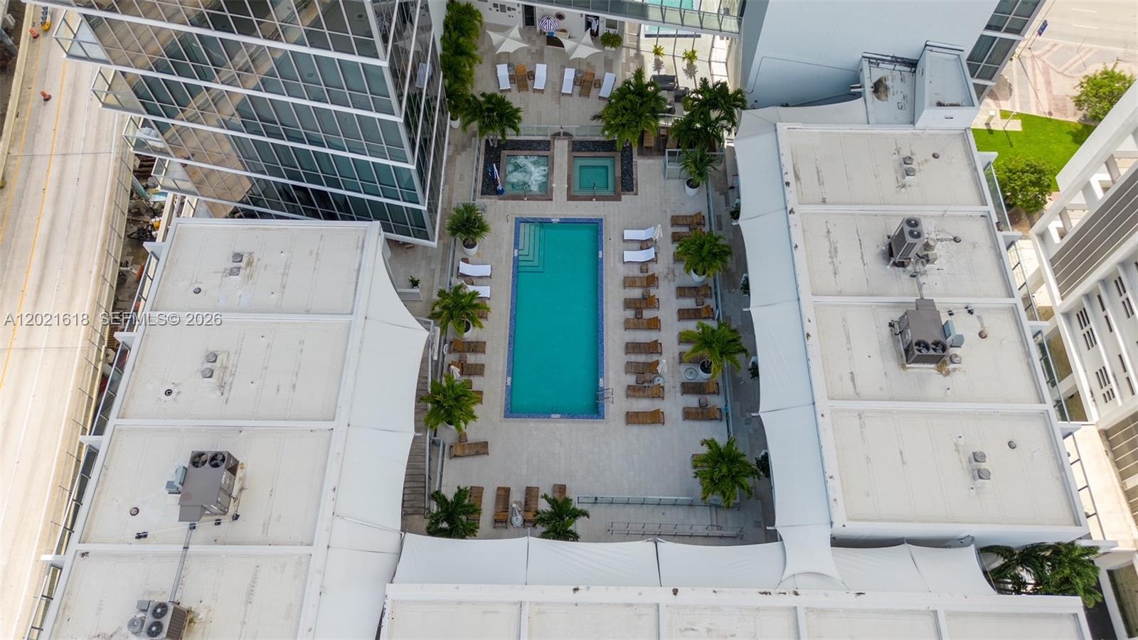 MARQUIS CONDO - Residential