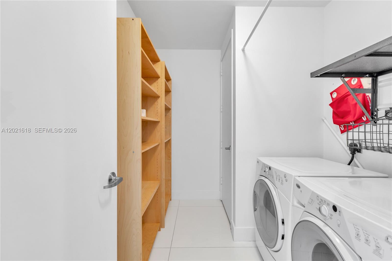 MARQUIS CONDO - Residential