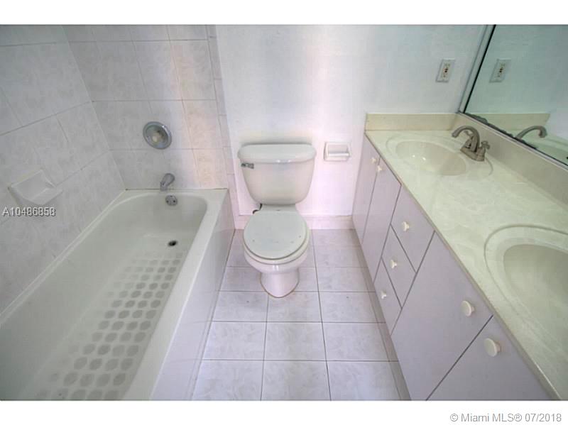 Lilandia Estates Condo - Residential