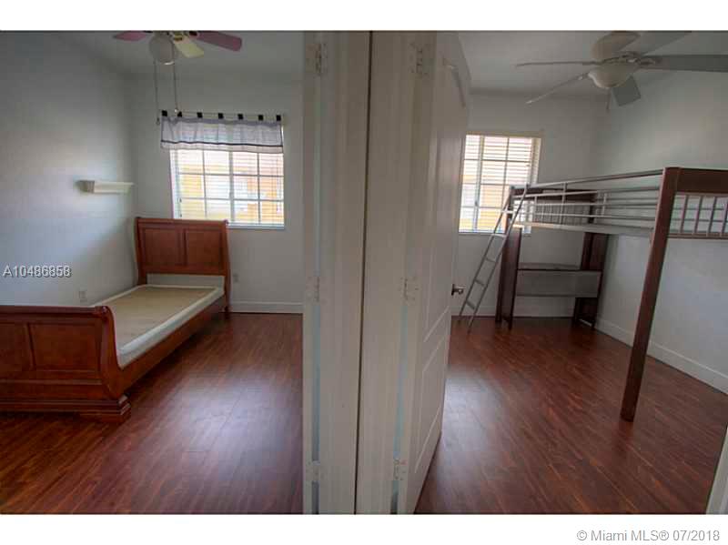 Lilandia Estates Condo - Residential