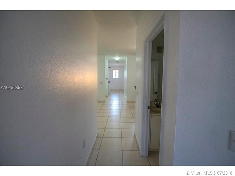 Lilandia Estates Condo - Residential