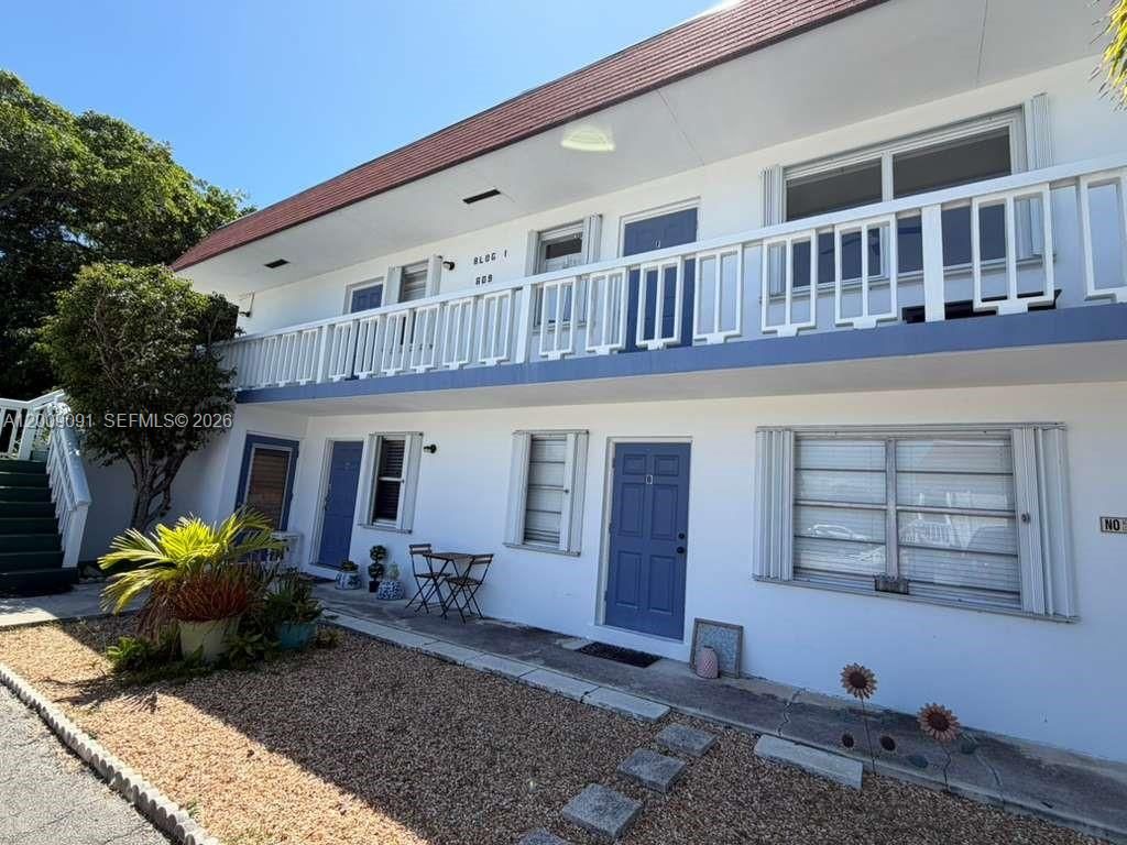 Photo of 609 NE 6 th Court #F, Boynton Beach, FL 33435 (MLS # A12009091)