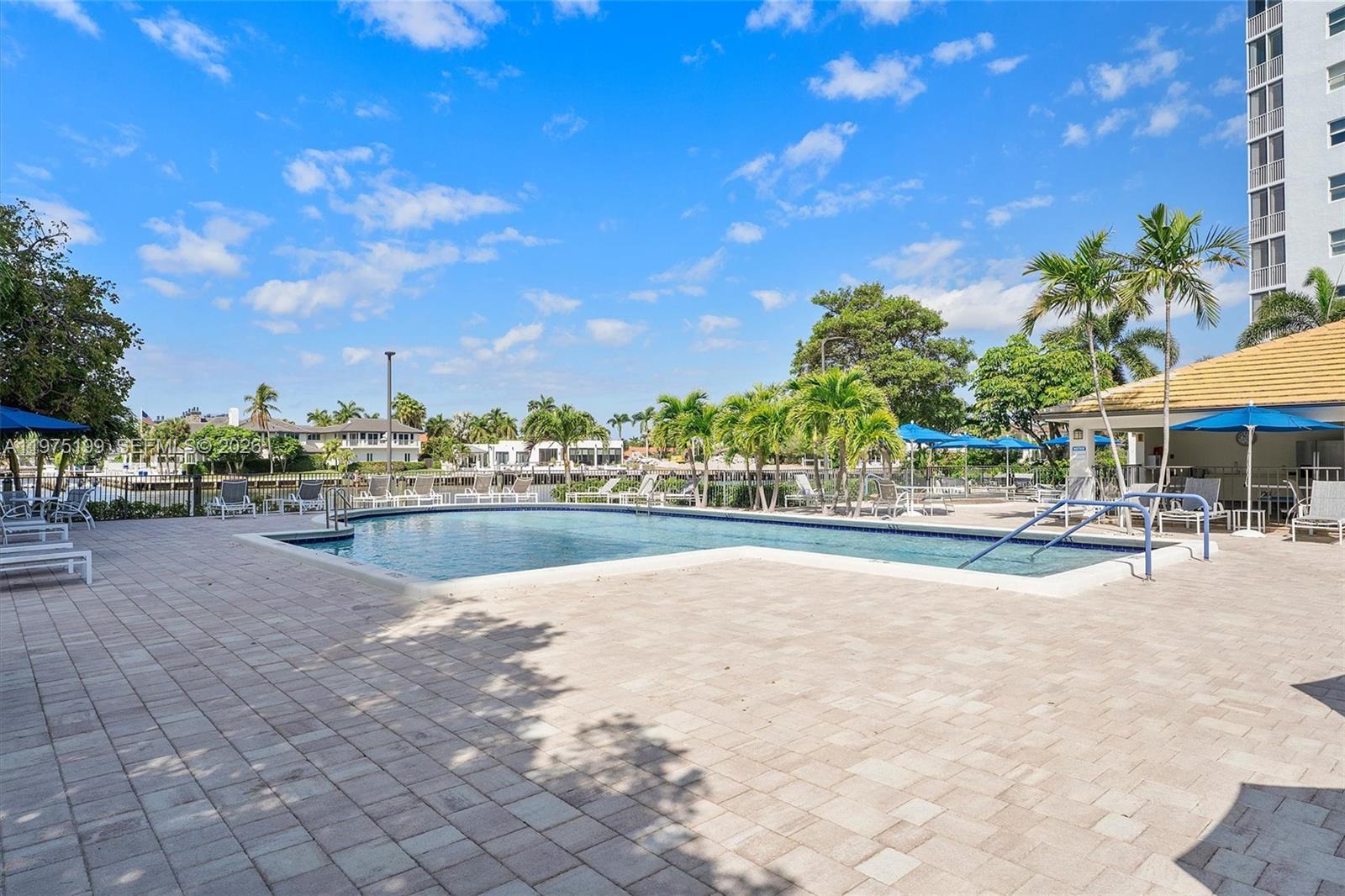 CORONADO AT HIGHLAND BEAC - Residential
