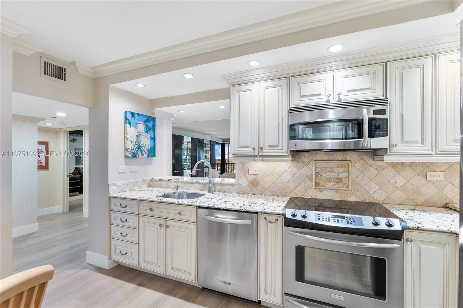 CORONADO AT HIGHLAND BEAC - Residential