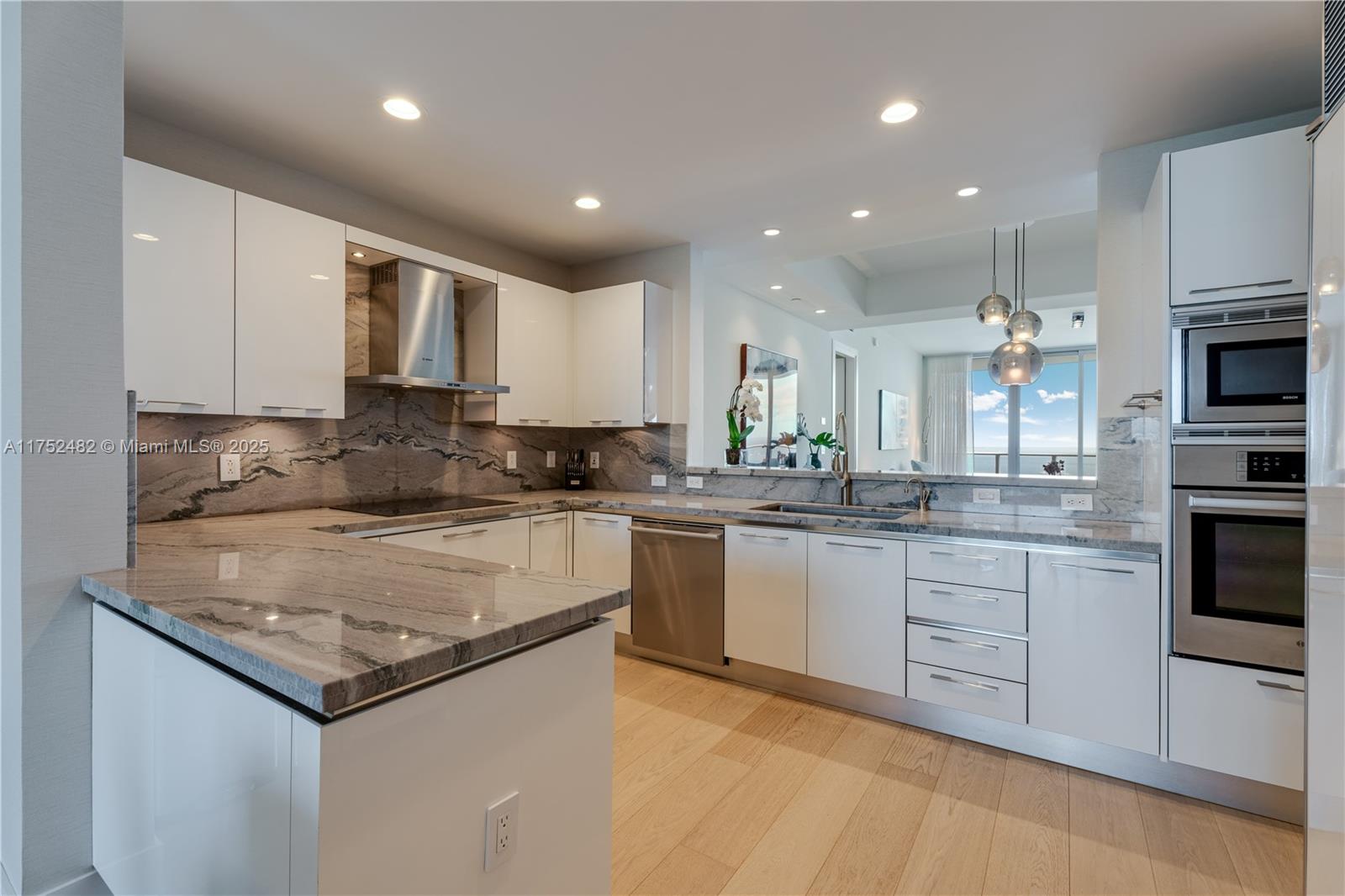 Grovenor House - Residential