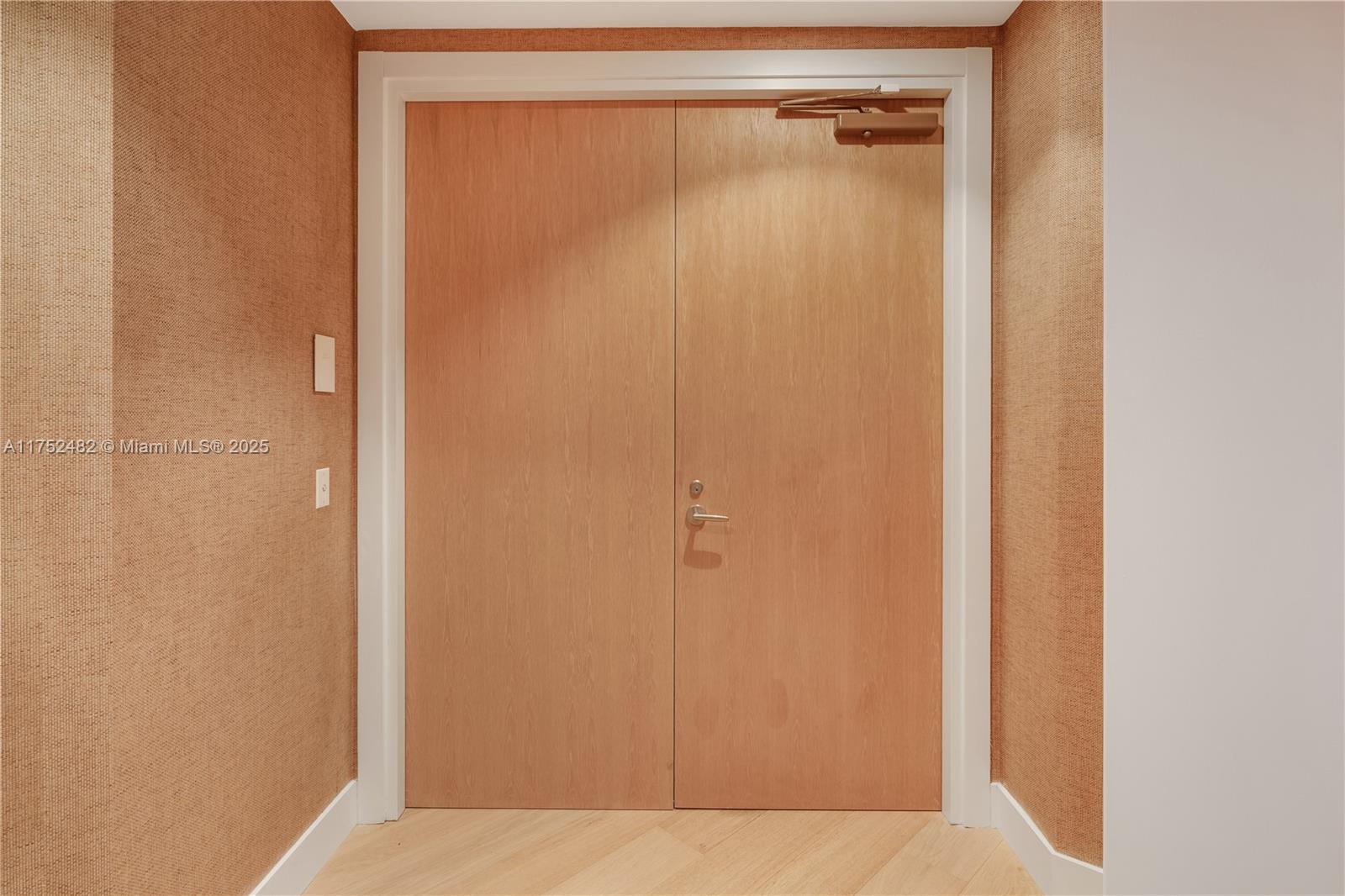 Grovenor House - Residential