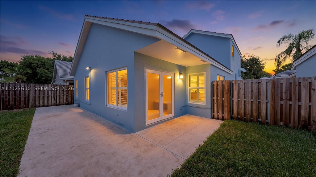 Photo of 9203 Arborwood Cir, Davie, FL 33328 (MLS # A12027600)