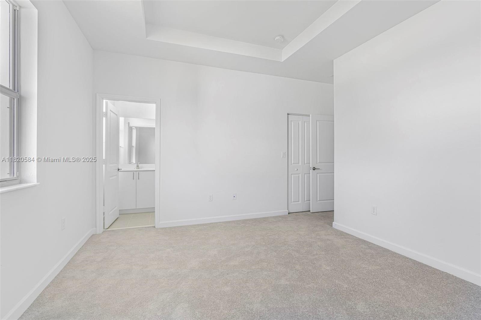 PARADISE PINES - Residential