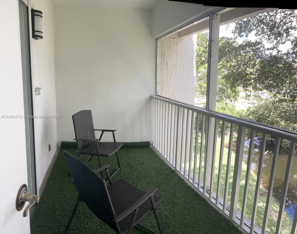 BUILDING THREE OF RACQUET - Residential Lease