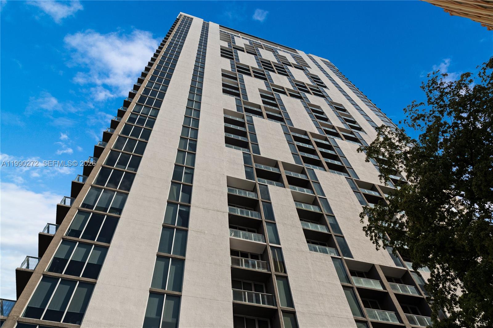 CENTRO CONDO - Residential