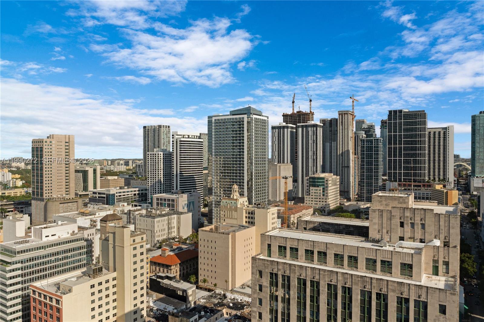 CENTRO CONDO - Residential