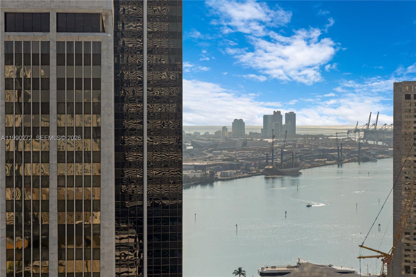 CENTRO CONDO - Residential