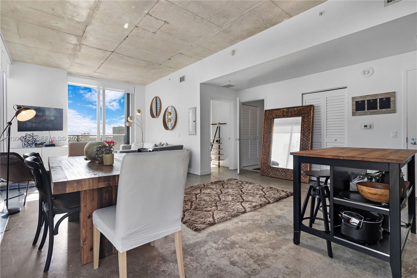 CENTRO CONDO - Residential