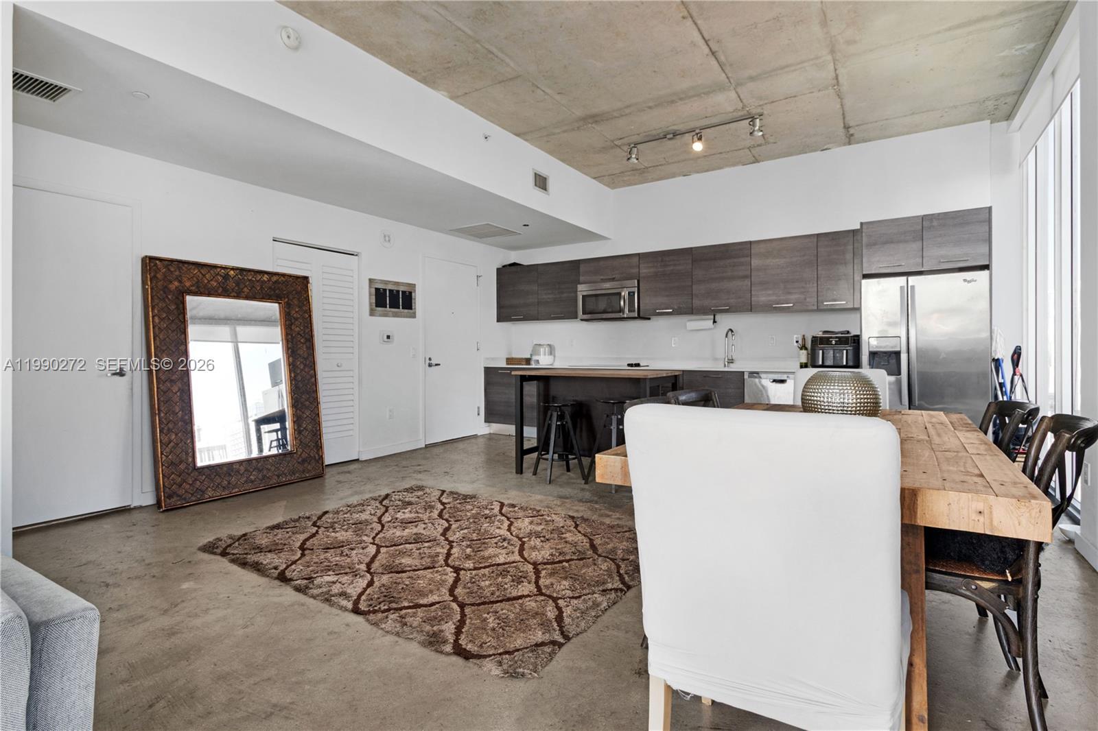 CENTRO CONDO - Residential