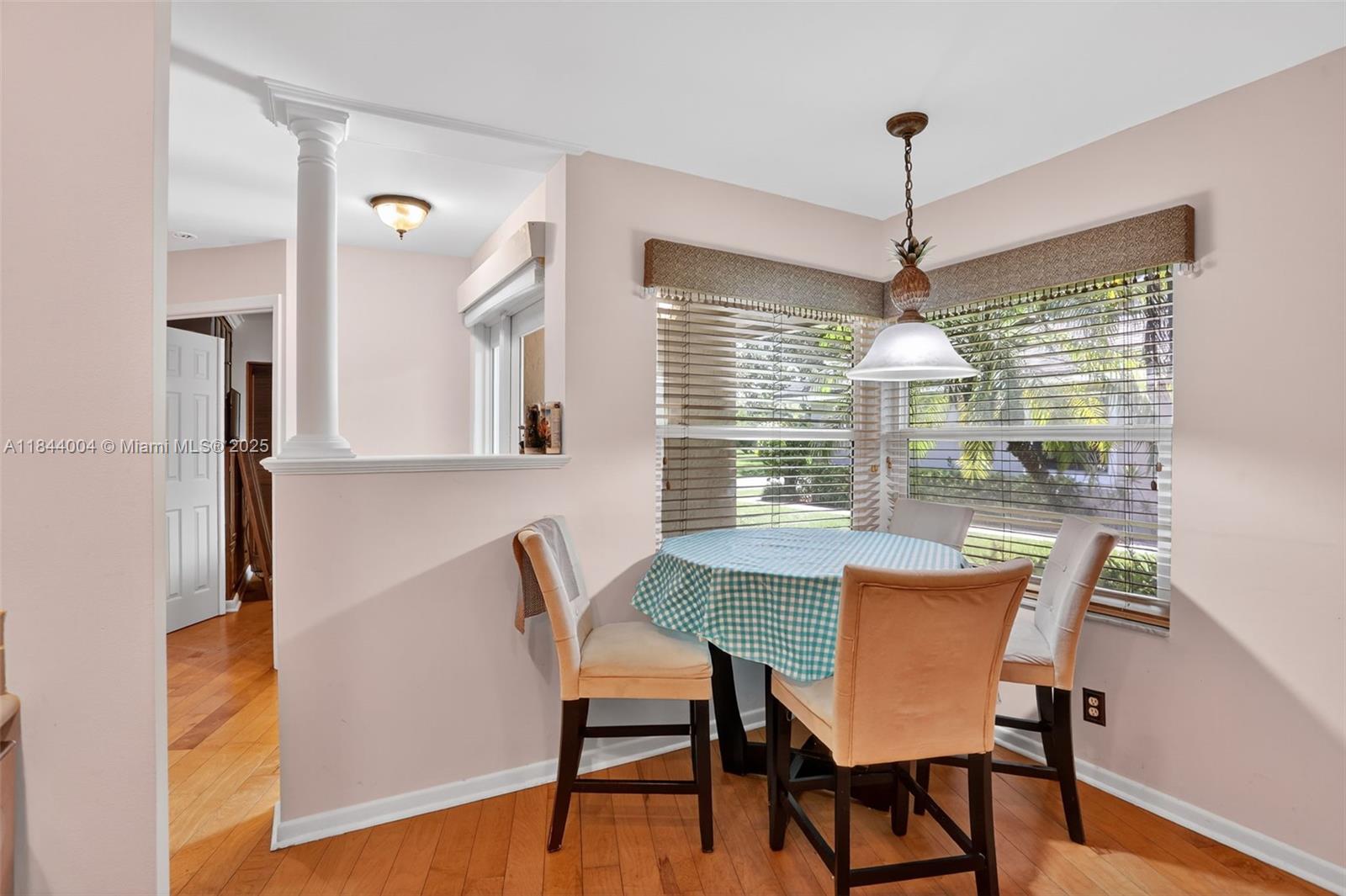 THE LAKES - Residential