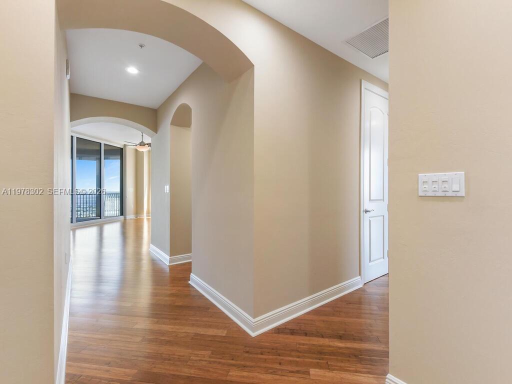 HIGH POINT PLACE - Residential