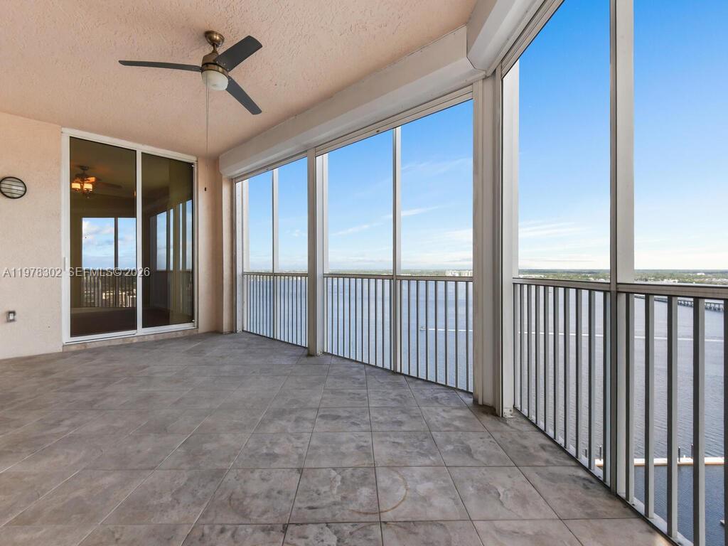 HIGH POINT PLACE - Residential