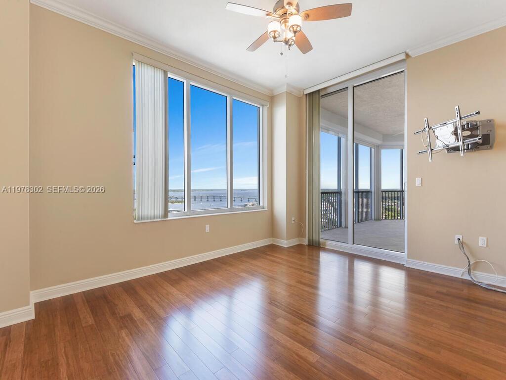 HIGH POINT PLACE - Residential