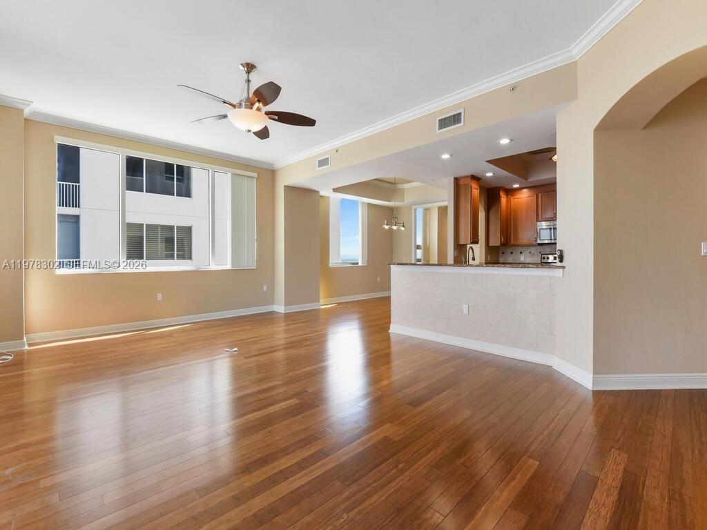 HIGH POINT PLACE - Residential