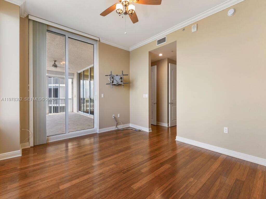 HIGH POINT PLACE - Residential