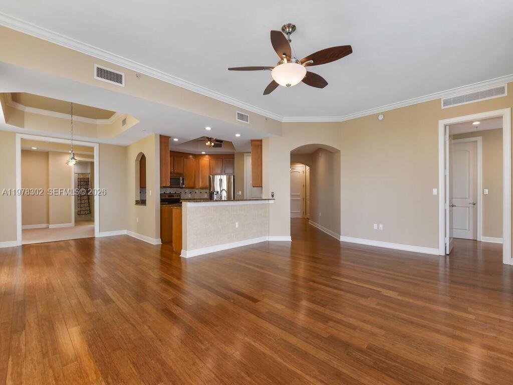 HIGH POINT PLACE - Residential