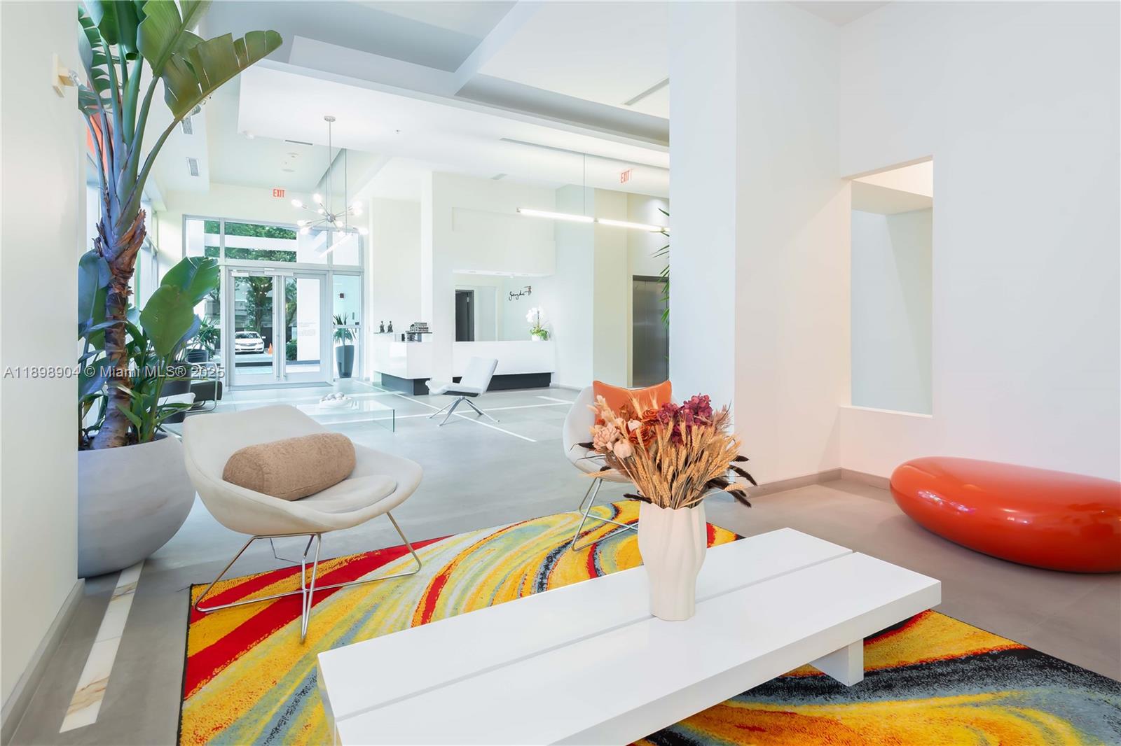 GALLERY ART CONDO - Residential Lease