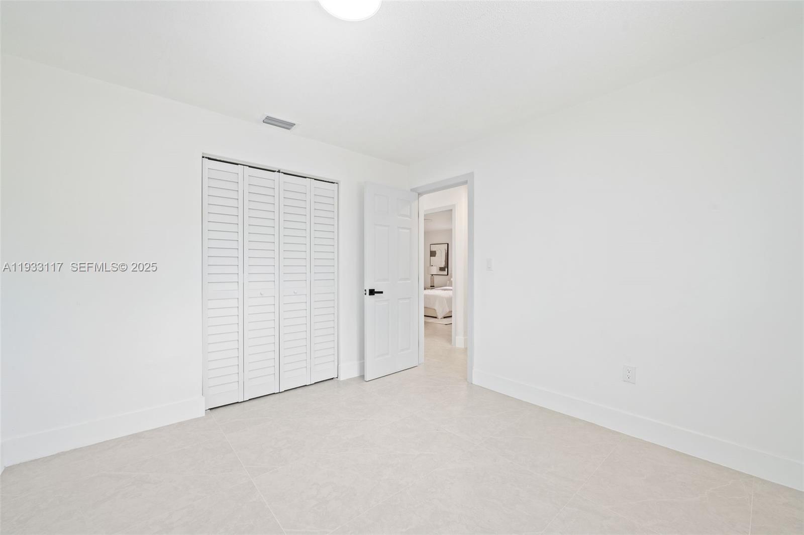 AVOCADO COURTS - Residential