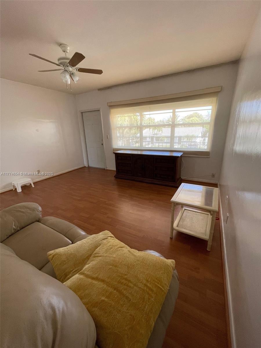 Property for Sale at 230 Sw 11th Ave 15, Hallandale Beach, Broward County, Florida - Bedrooms: 1 
Bathrooms: 1  - $170,000