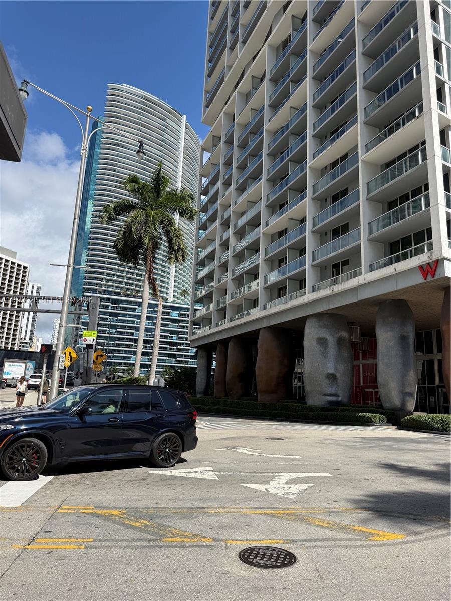 ICONBRICKELL CONDO NO 1 - Residential Lease