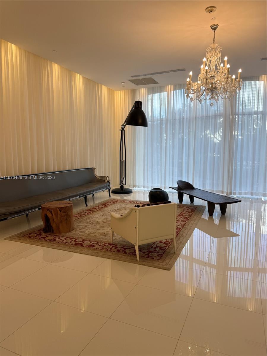 465 Brickell Ave 619